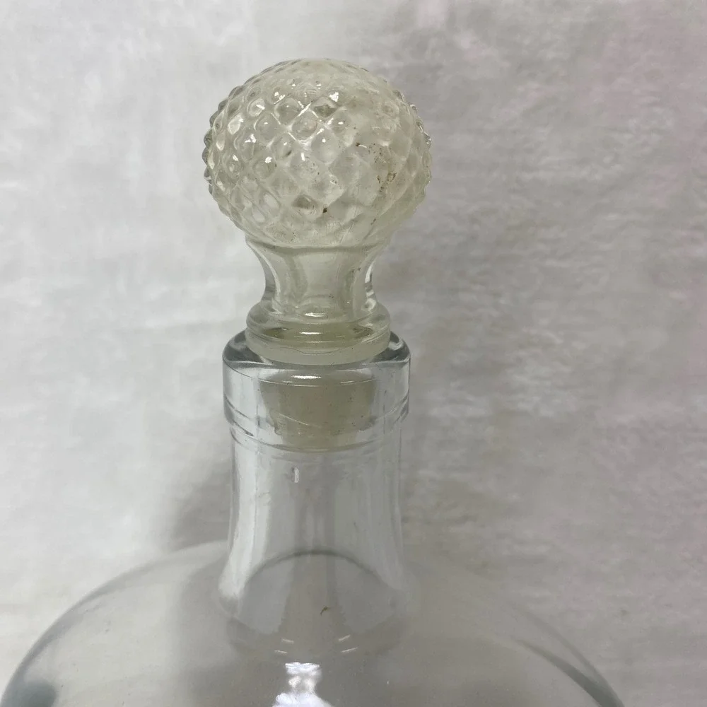 JNSQ Rose Cru‎ Clear Glass Decanter Bottle Round Base with Textured Stopper
